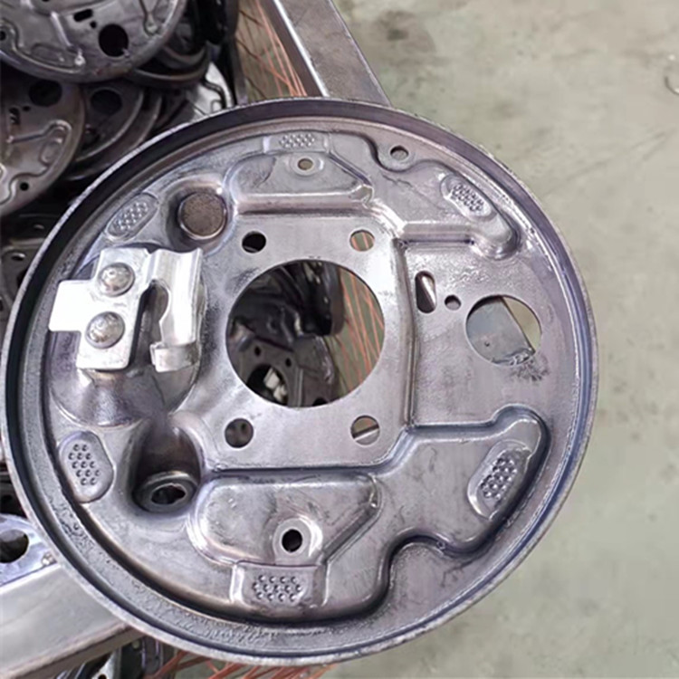 解決五金沖壓件加工過程常出現的質量問題有辦法